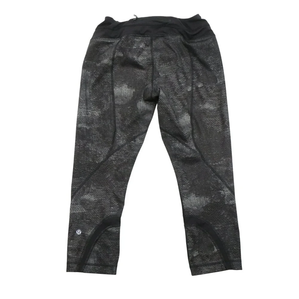 Lululemon Run Inspire Crop II All Full-On Luxtreme Sequin Snake Black Leggings 8